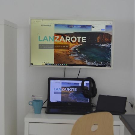 Lava Family Apartment Puerto del Carmen  Bagian luar foto